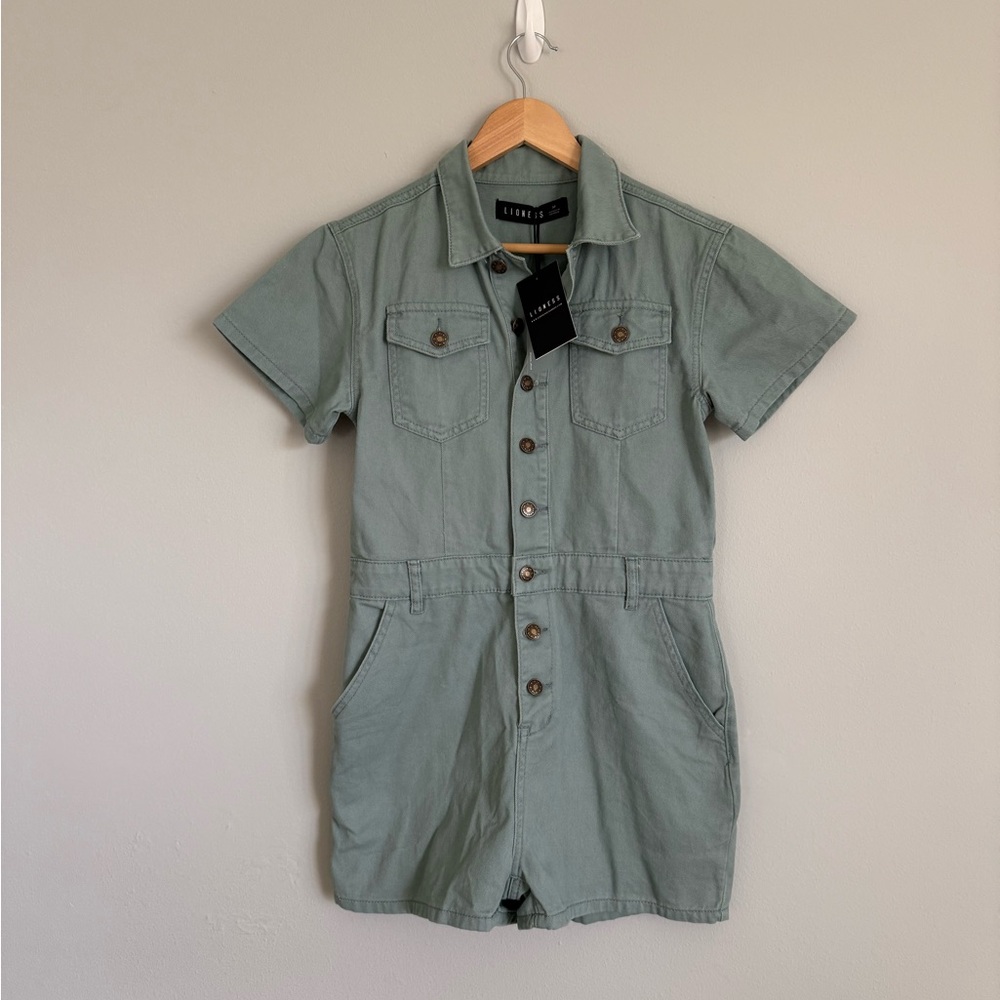 NWT Lioness Short Sleeve Khaki Green Romper - Picture 2 of 9